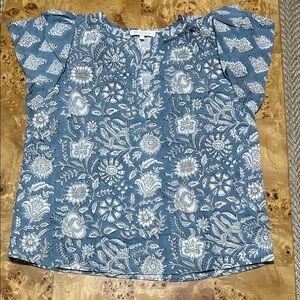 Marea block print v neck top NWOT